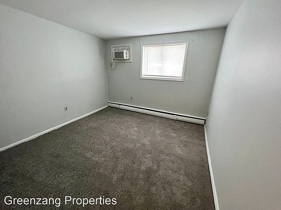 4th image of 119 Bridge St Unit 103