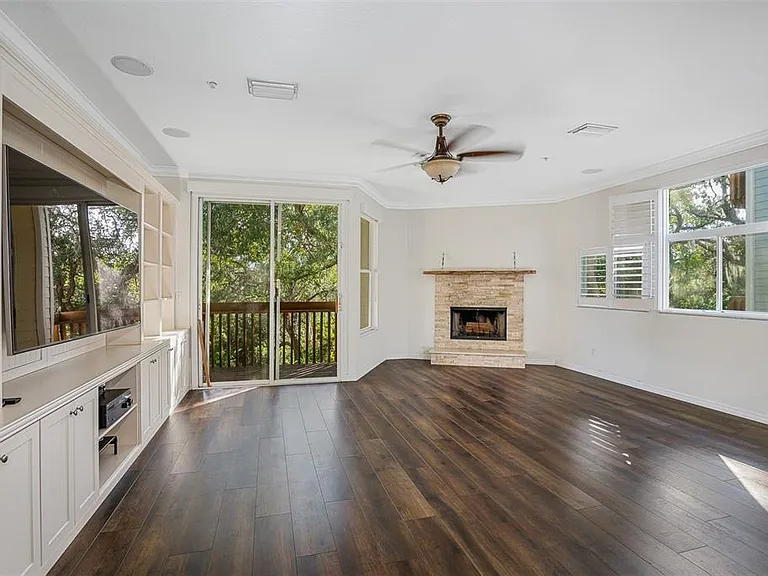 1381 Curlew Rd — Photo 17