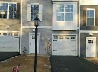 14 Brookside Ave, Hanover, PA 17331