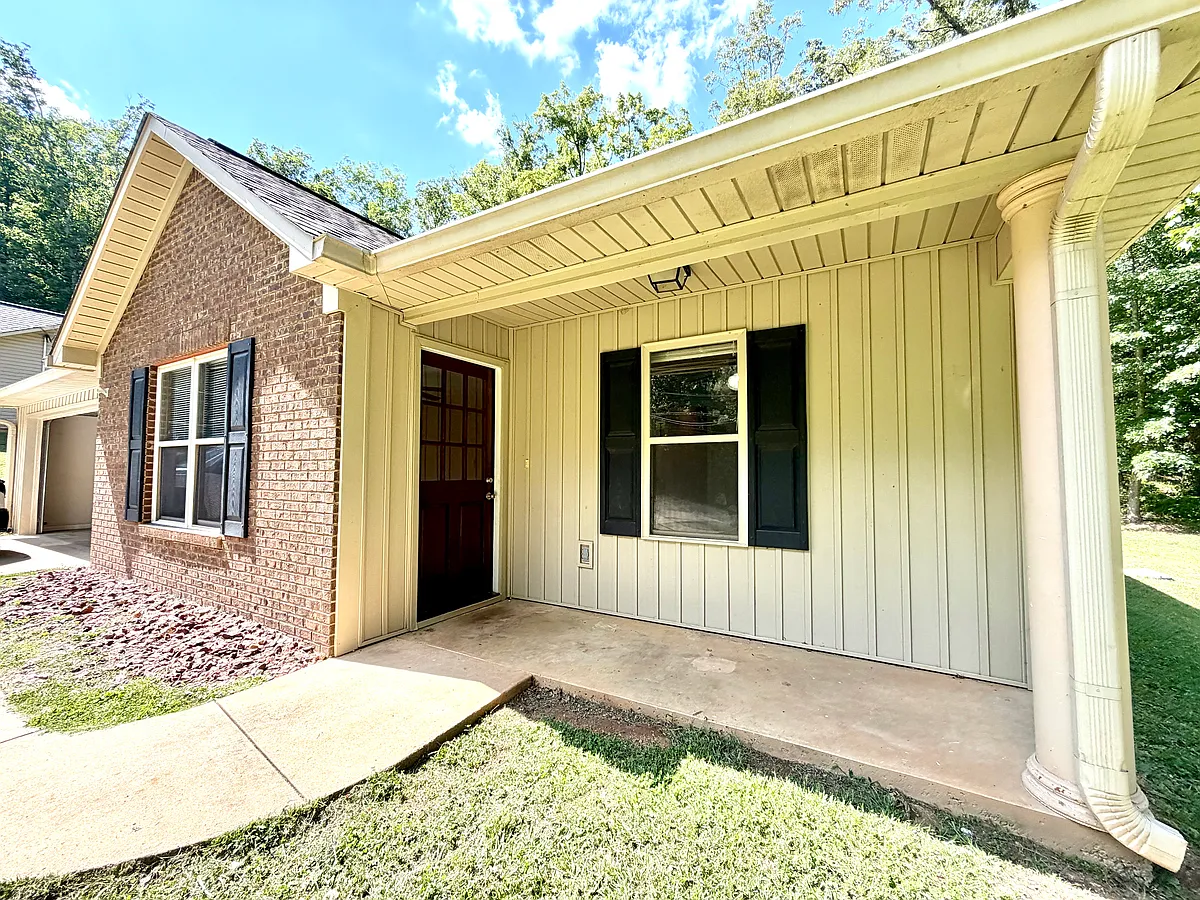 Building Photo - 1830 Prince Cir S