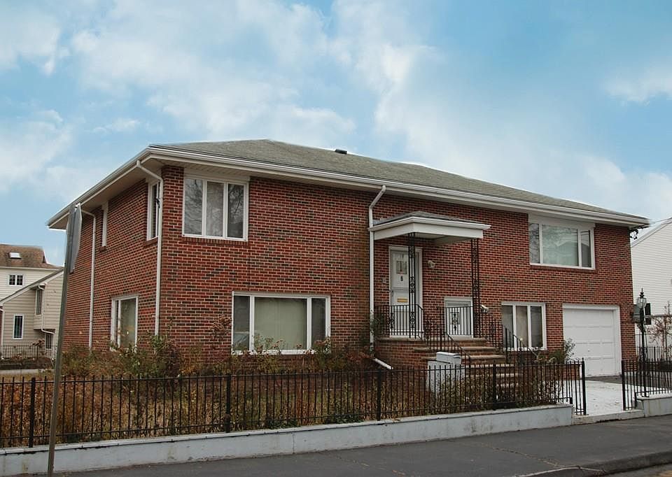 1st image of 7 Sussex St