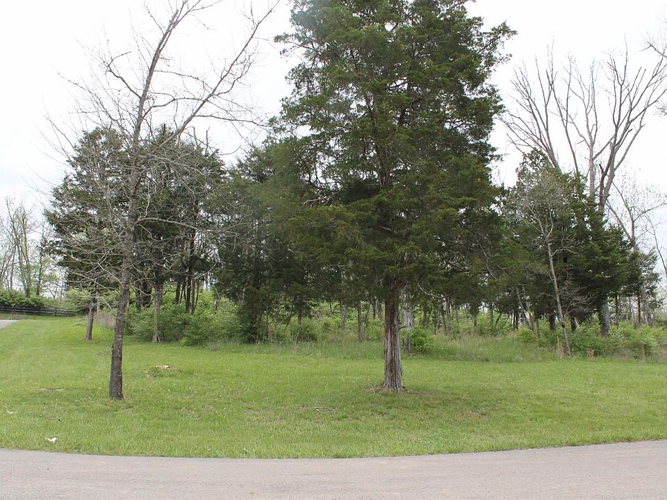 1st image of 132 Forestgate Dr