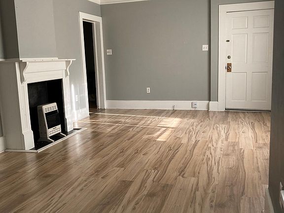 Light filled Livingroom