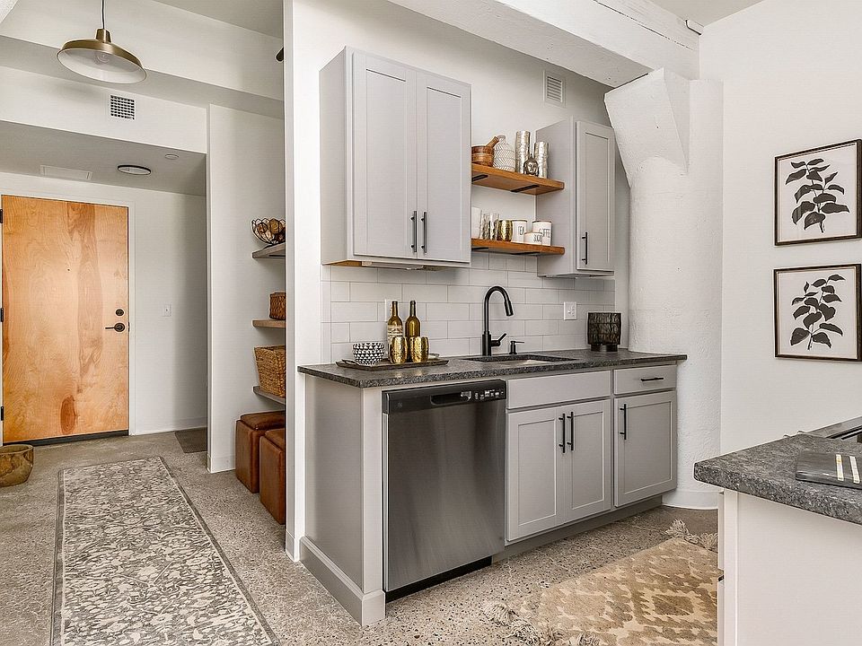1st image of 5 Water St #411