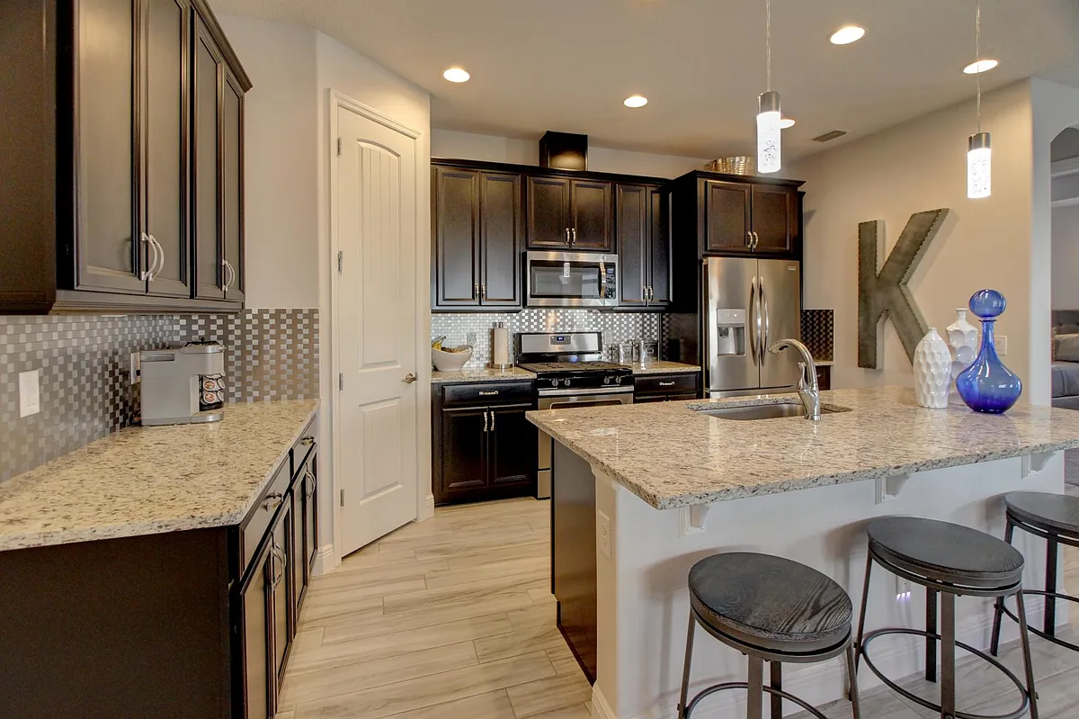 Building Photo - 3041 Casterton Dr