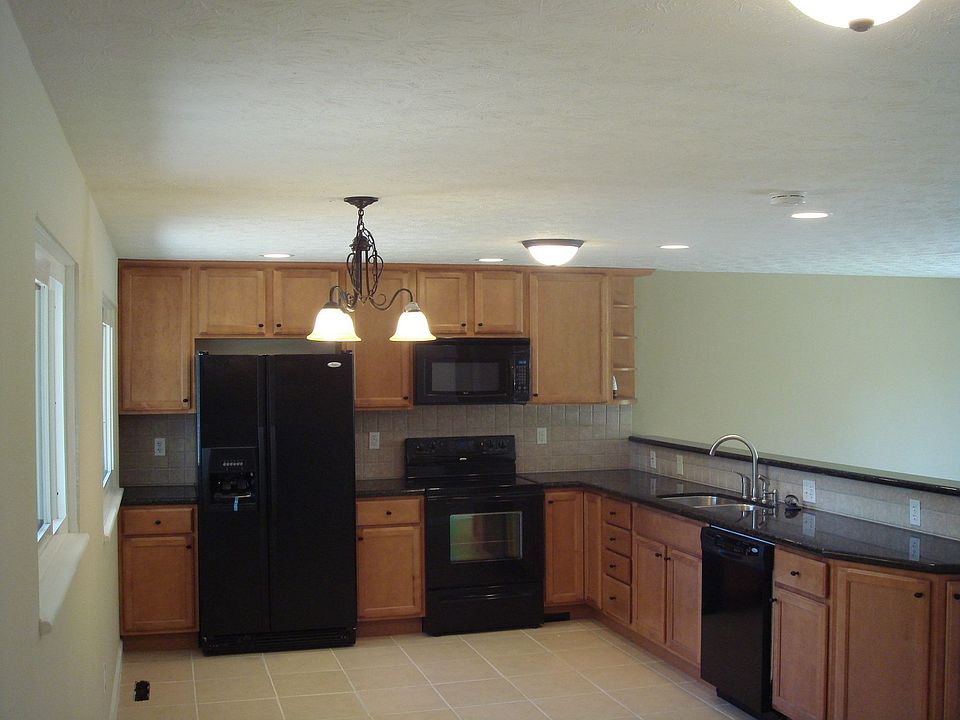 2nd image of 5310 Cranwell Cir