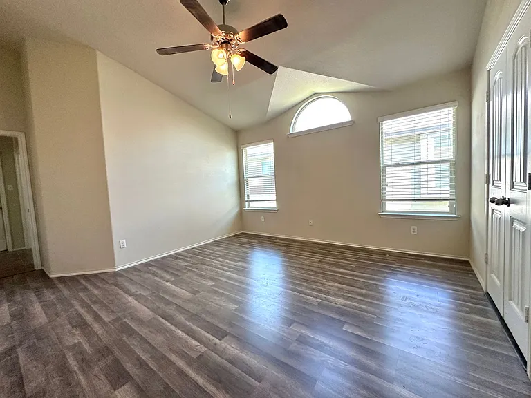 325 Ammonite Ln — Photo 11