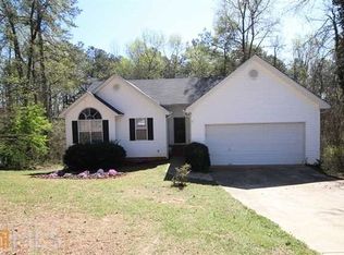 1571 Plunketts Rd, Buford, GA 30519
