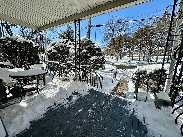 183 College Ave — Photo 13