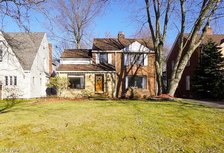 2463 Eaton Rd photo 1
