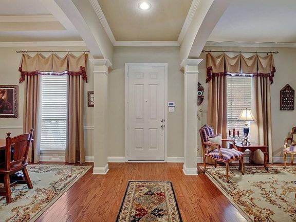2nd image of 5807 Overton Dr