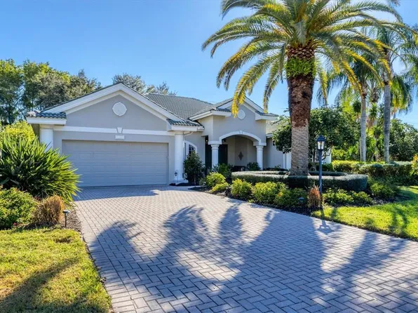 7039 Lancaster Ct, University Park, FL 34201