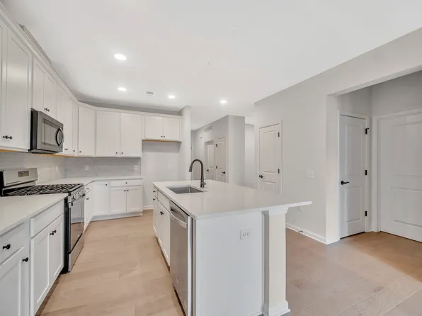 1 Culvert Dr Unit 209, Princeton Junction, NJ 08550