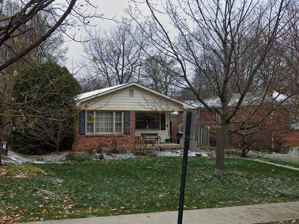 2nd image of 514 W 46th St