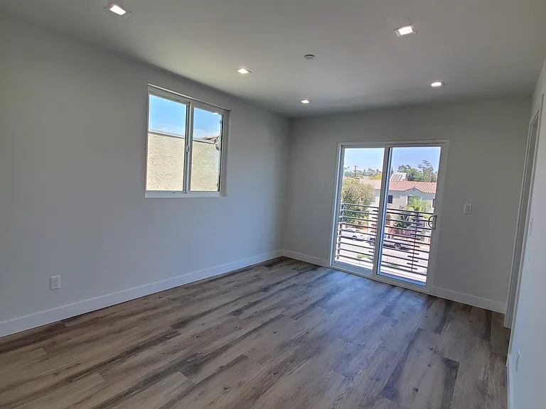 2337 1/2 Crenshaw Blvd #2337-1/2 — Photo 27