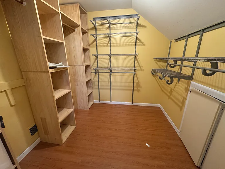 51 Stonington Dr — Photo 13