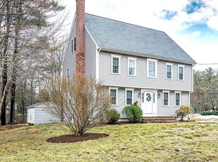 23 Lindor Rd, North Reading, MA 01864