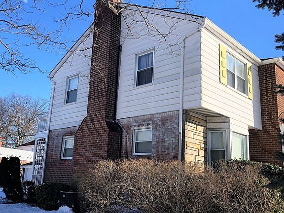 2nd image of 8203 214th St