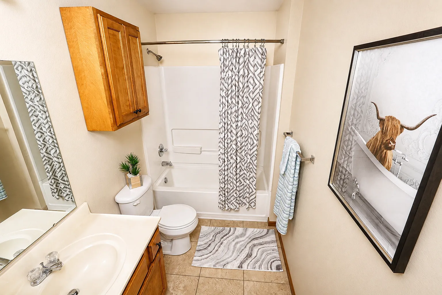 Stone Pointe — Photo 4