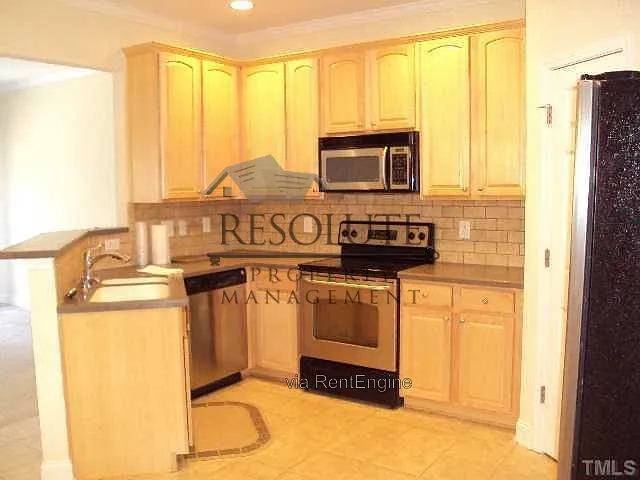 3002 Settle In Ln — Photo 2