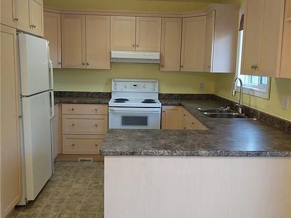 5th image of 3495 King St