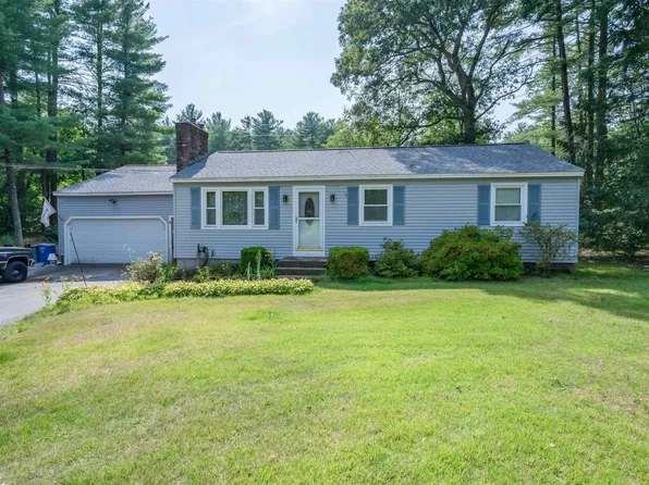 7 Brickyard Drive, Litchfield, NH 03052