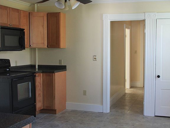 2nd image of 96 Apricot St
