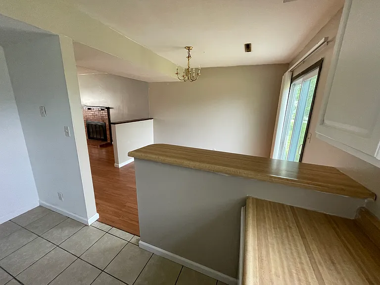 4403 Germantown Dr — Photo 7