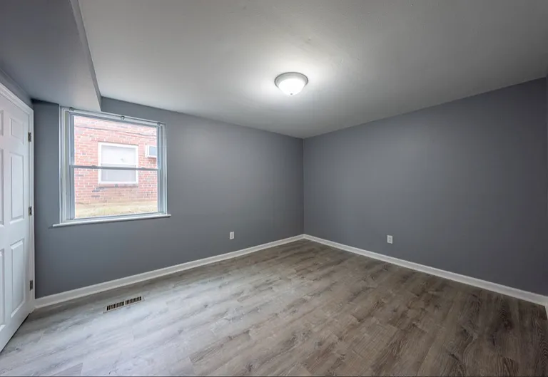 1726 Borbeck Ave #1 — Photo 12