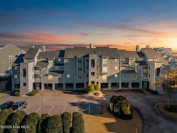 631 Pirates Way, Manteo, NC 27954