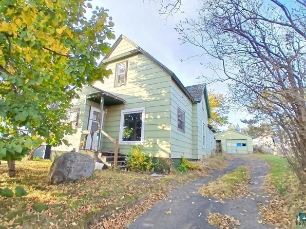 325 5th St, Proctor, MN 55810