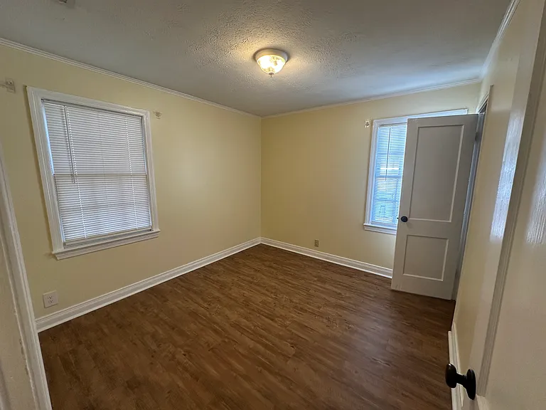 25 Carmel Dr — Photo 36