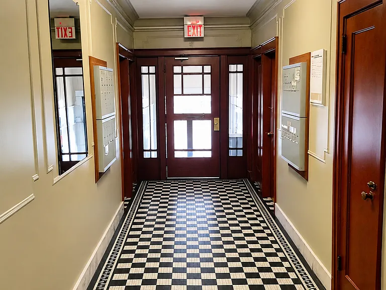 168 E 32nd St #20 — Photo 4