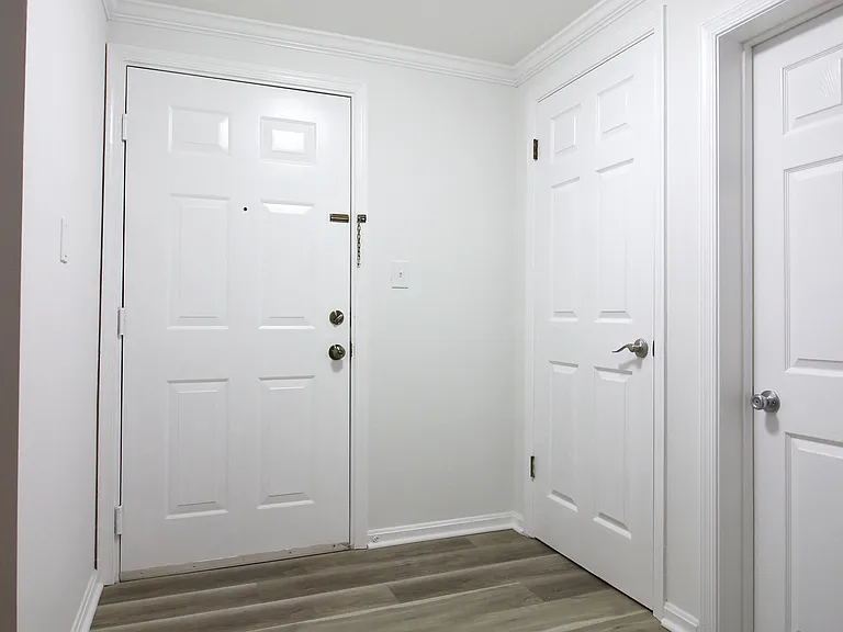 1100 Quaker Hill Dr #127 — Photo 23