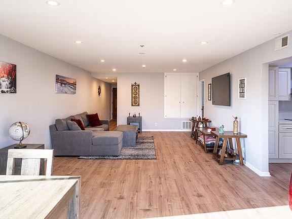 4th image of 230 S Catalina Ave APT 115