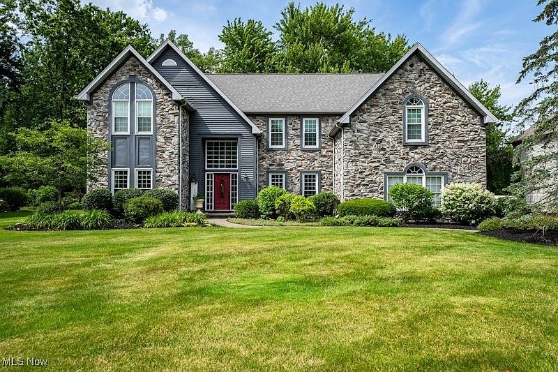 1st image of 30632 Royal Woods Pl