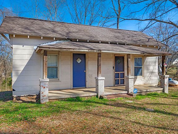 5th image of 202 Lucky St