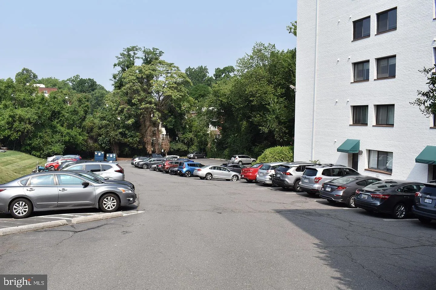 1 bed, 1.0 bath, 723 sqft, $2,075 — Photo 4