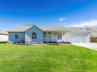 509 E Colfax St, Mount Olive, IL 62069