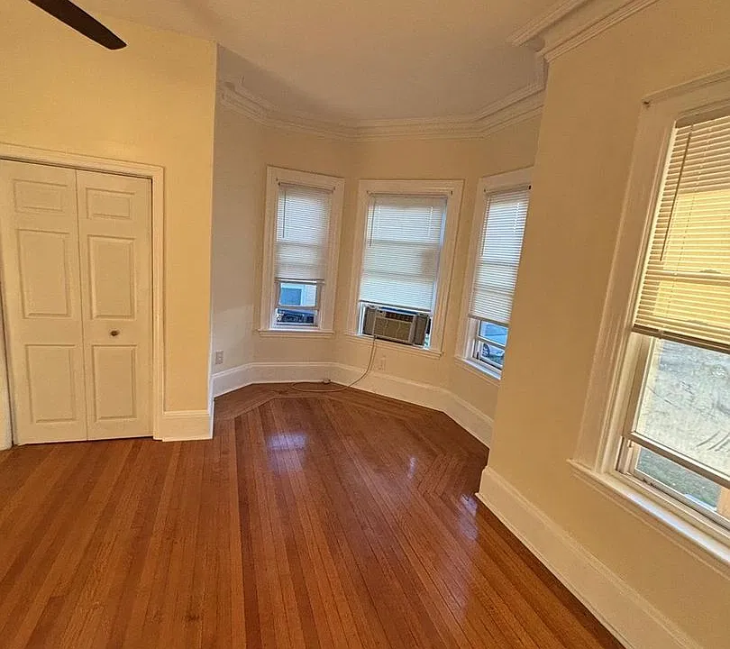 675 Main St