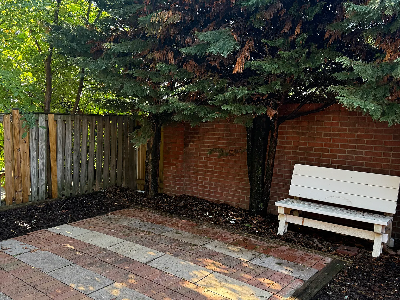 2 bed, 1.5 bath, 1300 sqft, $3,100 — Photo 2