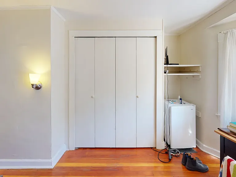 33 Portsmouth St #1R — Photo 5