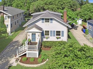 268 Sunset Ave, Glen Ellyn, IL 60137