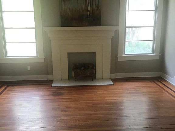 5th image of 237 Columbia St
