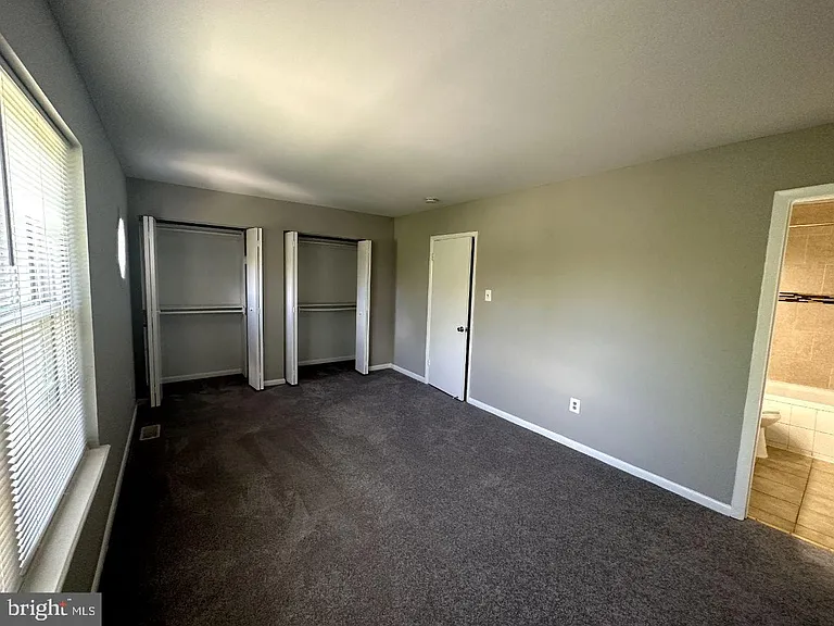 8121 Fenwick Ct — Photo 18