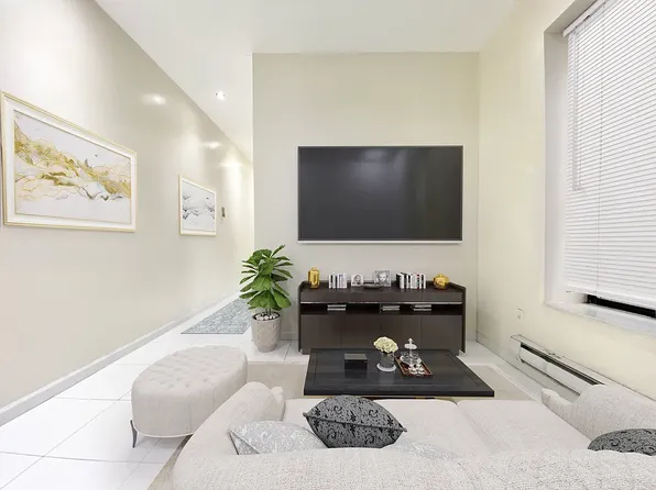 211 West 109th Street 2C image 2 of 10