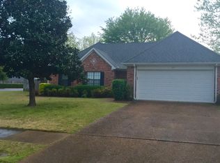 405 Rose Trellis Rd, Collierville, TN 38017