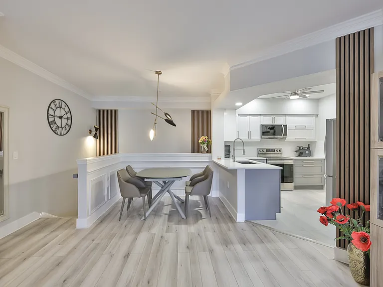 3202 Bay Club Cir #3202 — Photo 5