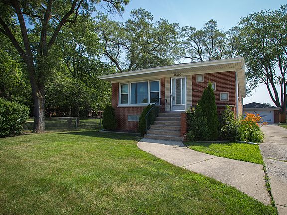 3rd image of 8403 N Greenwood Ave