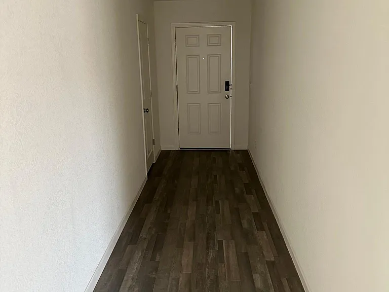 1212 Riverwalk Dr — Photo 7